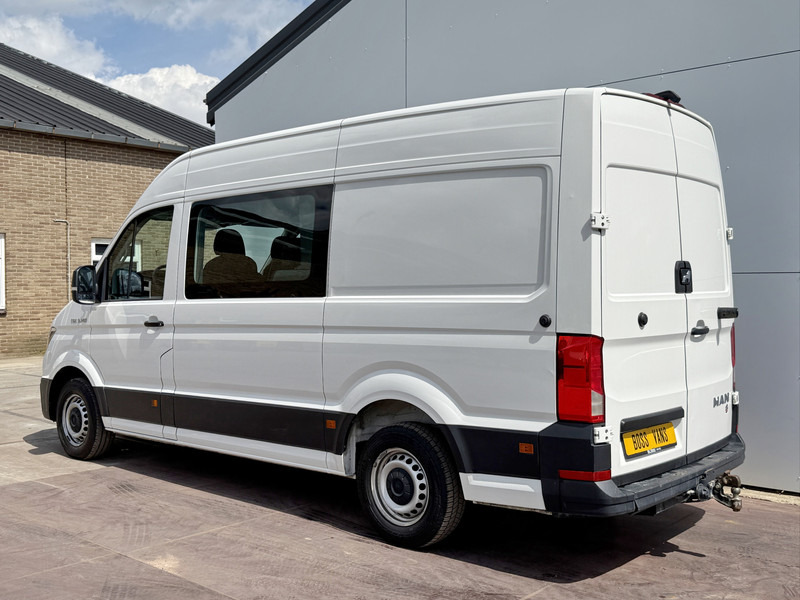 MAN TGE 3.140 2.0 TDI L3H3 Dubbele Cabine 7 Stoelen Airco Cruise Control Trekhaak Carplay Navigatie - Furgón, Furgoneta combi: foto 2 MAN TGE 3.140 2.0 TDI L3H3 Dubbele Cabine 7 Stoelen Airco Cruise Control Trekhaak Carplay Navigatie - Furgón, Furgoneta combi: foto 2