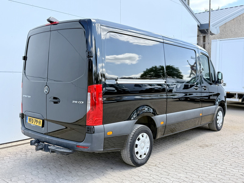 Mercedes-Benz Sprinter 316 CDI Automaat L2H1 Climate Control Cruise Control Camera Trekhaak 3.5 Ton Trekgewicht - Furgón: foto 3 Mercedes-Benz Sprinter 316 CDI Automaat L2H1 Climate Control Cruise Control Camera Trekhaak 3.5 Ton Trekgewicht - Furgón: foto 3