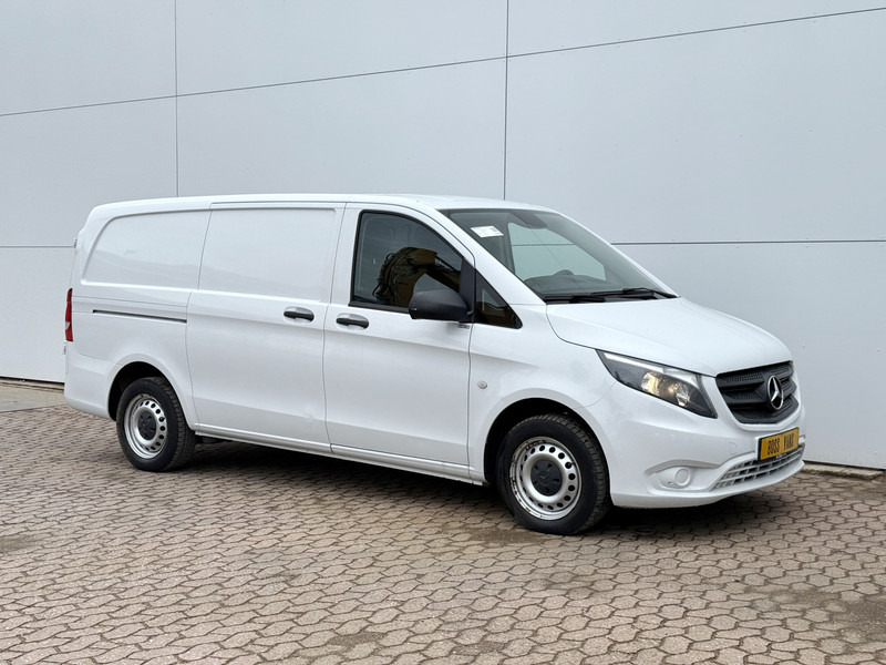 Mercedes-Benz Vito 114 2.1 CDI *Problem with 3rd gear* Automaat L2H1 Climate Control Standkachel Camera Trekhaak Navigatie - Furgoneta pequeña: foto 4 Mercedes-Benz Vito 114 2.1 CDI *Problem with 3rd gear* Automaat L2H1 Climate Control Standkachel Camera Trekhaak Navigatie - Furgoneta pequeña: foto 4