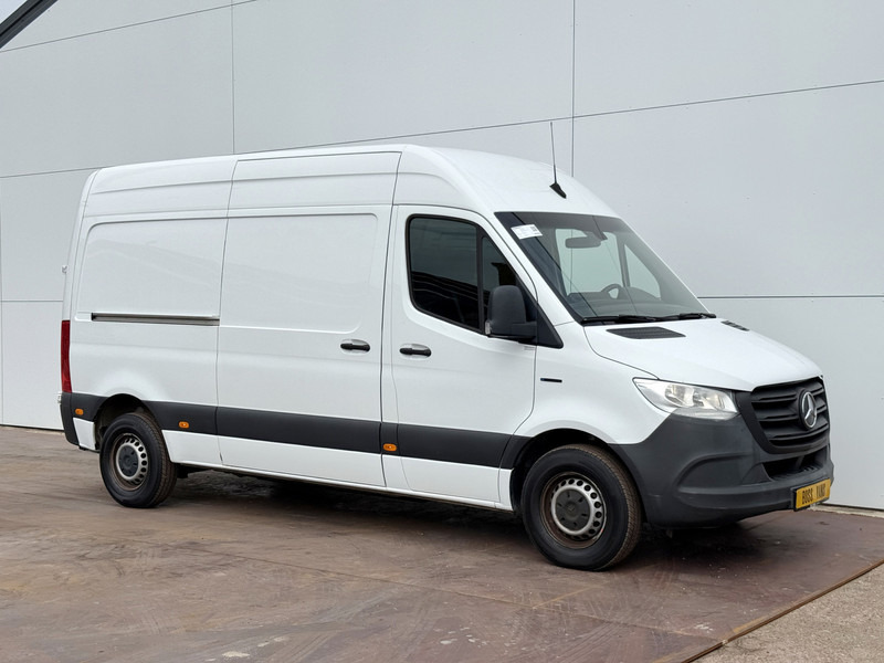 Mercedes-Benz eSprinter 312 - Binnenkort verwacht! ALL-IN PRIJS L2H2 55kWh 168km WLTP 80kw Snelladen Climate Control Camera Stoelverwarming - Furgón, Furgoneta eléctrica: foto 4 Mercedes-Benz eSprinter 312 - Binnenkort verwacht! ALL-IN PRIJS L2H2 55kWh 168km WLTP 80kw Snelladen Climate Control Camera Stoelverwarming - Furgón, Furgoneta eléctrica: foto 4