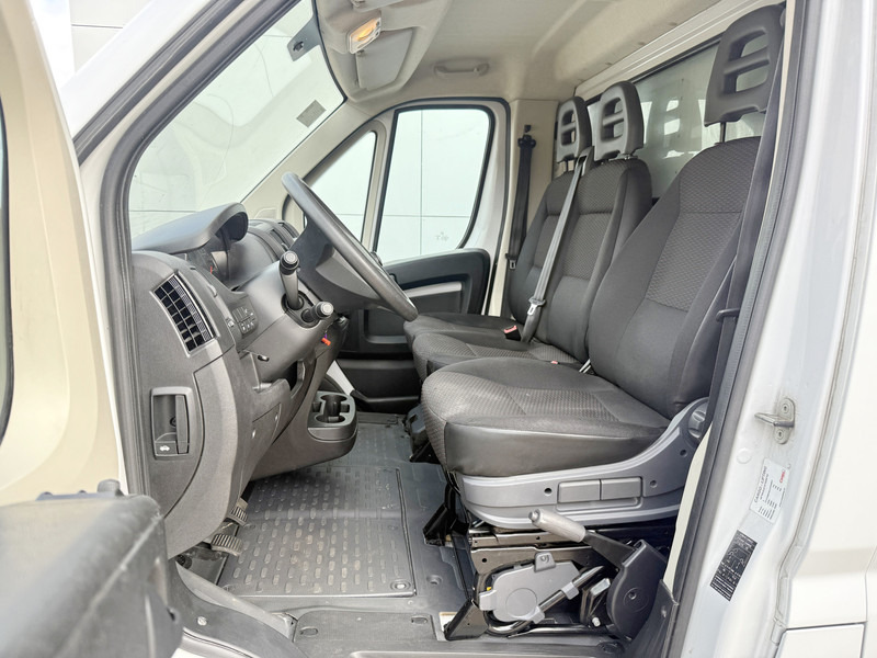 Peugeot Boxer 2.2 HDI 165PK Dhollandia Laadklep Cruise Control Meubelbak Bakwagen Koffer - Furgoneta caja cerrada: foto 5 Peugeot Boxer 2.2 HDI 165PK Dhollandia Laadklep Cruise Control Meubelbak Bakwagen Koffer - Furgoneta caja cerrada: foto 5