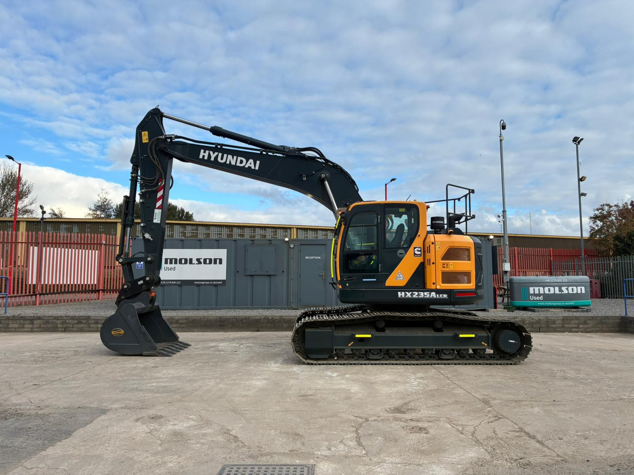 Hyundai HX235ALCR - Excavadora de cadenas: foto 2 Hyundai HX235ALCR - Excavadora de cadenas: foto 2