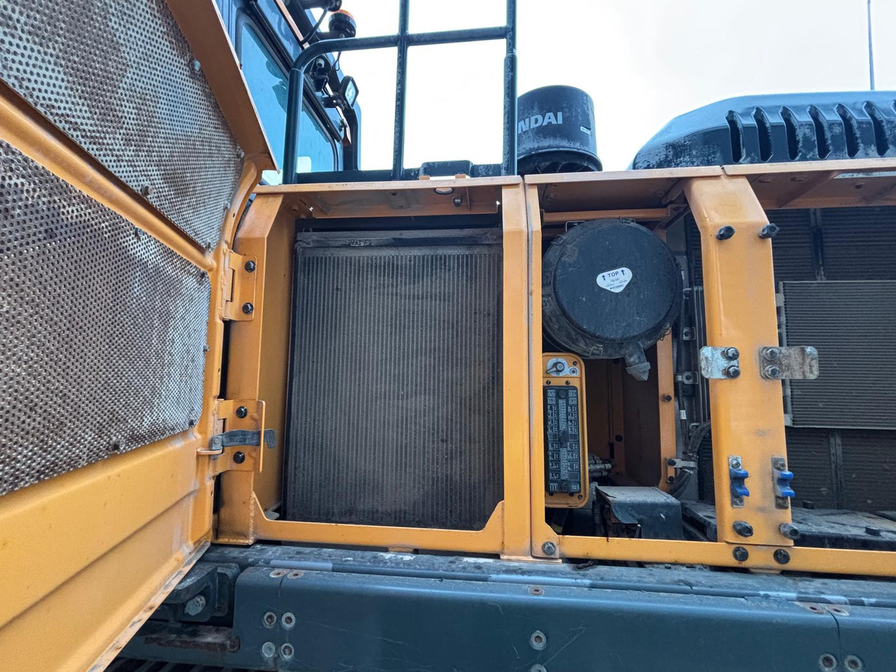 Excavadora de cadenas Hyundai HX380AL: foto 18 Excavadora de cadenas Hyundai HX380AL: foto 18