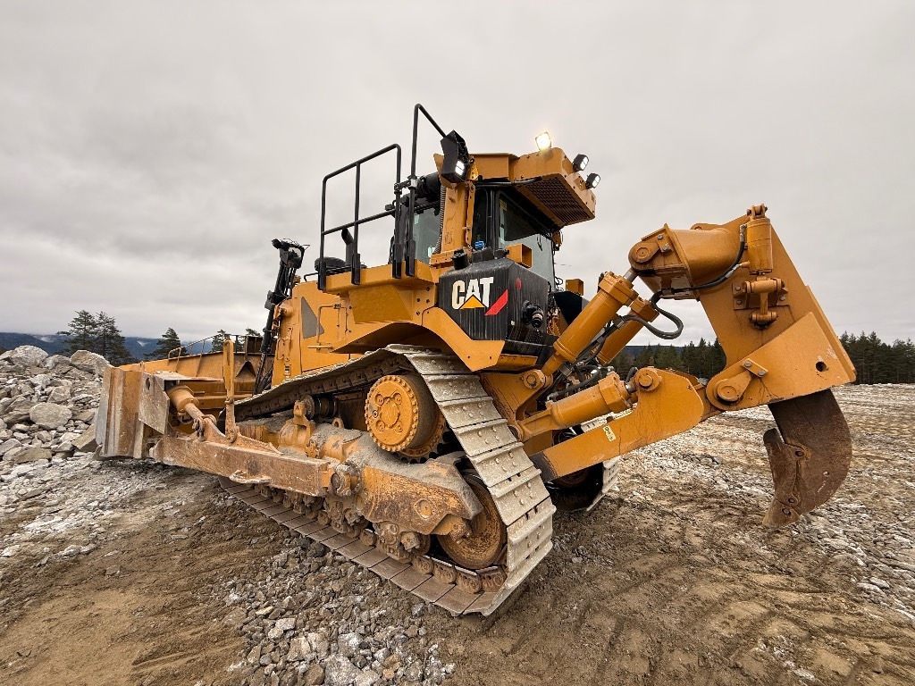 CAT D 8 T - Bulldozer: foto 1 CAT D 8 T - Bulldozer: foto 1