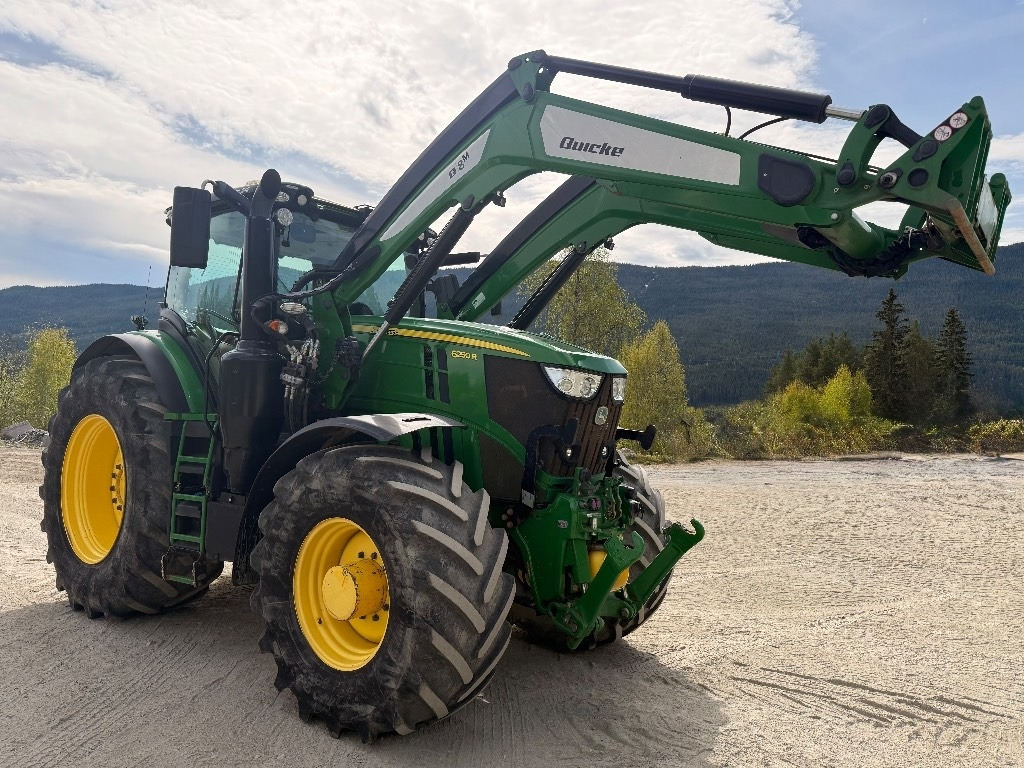 John Deere 6250 R ULTIMATE - Tractor: foto 1 John Deere 6250 R ULTIMATE - Tractor: foto 1