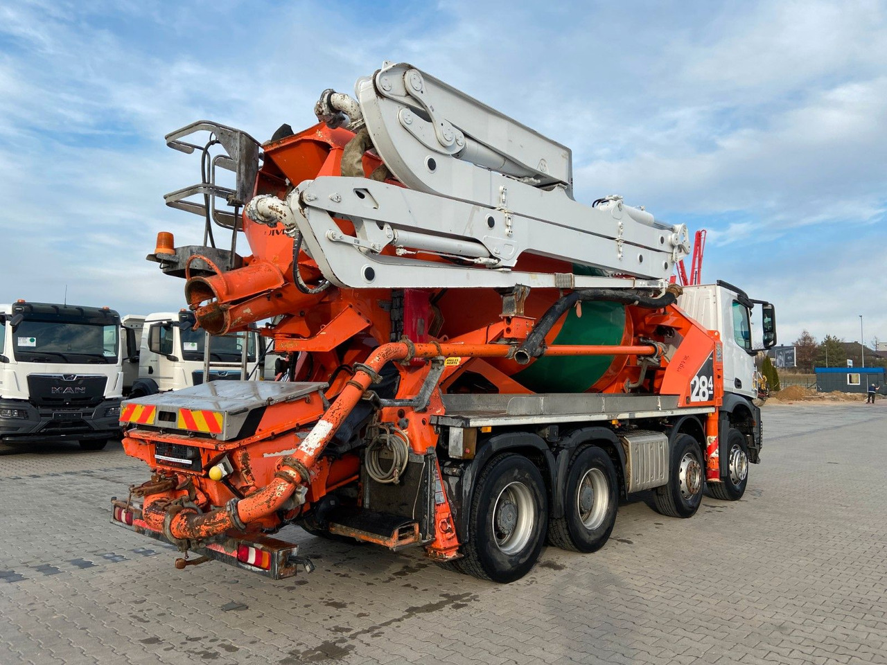 Camión hormigonera con bomba nuevo Mercedes-Benz AROCS 3245 PUTZMEISTER 28-4 77S: foto 8