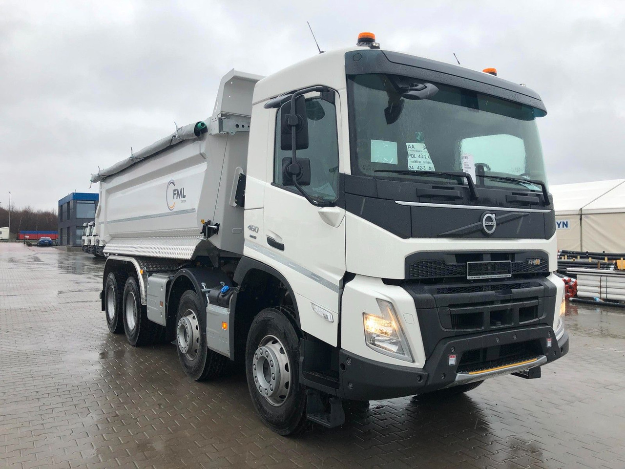 Volvo FMX 460 8x4 FML KIPPER - Camión volquete: foto 1 Volvo FMX 460 8x4 FML KIPPER - Camión volquete: foto 1