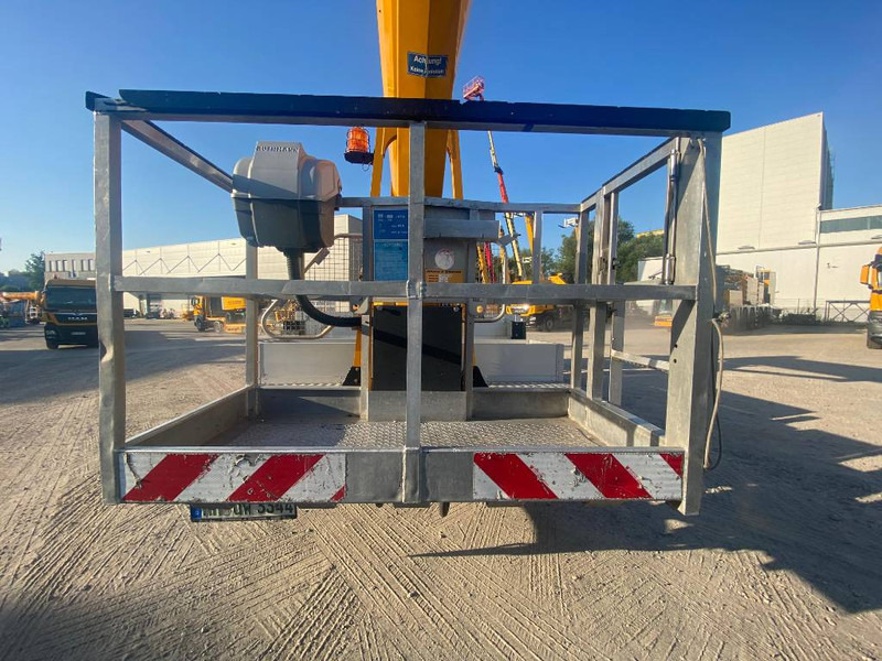 Ruthmann T 330 - Camión con plataforma elevadora: foto 5 Ruthmann T 330 - Camión con plataforma elevadora: foto 5