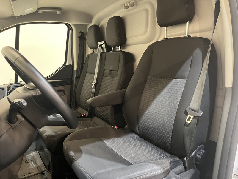 Furgoneta pequeña Ford Transit Custom 300 2.0 TDCI L2H1 Trend / Servicebus / Bott Inrichting / Euro 6 / Airco / CarPlay / Camera / Navigatie / 3-Zits: foto 8