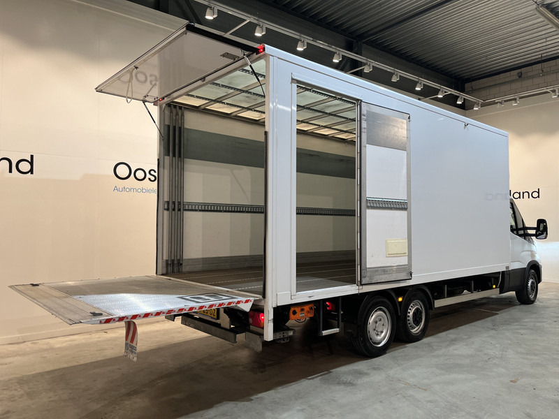 Iveco Daily 35S18 3.0 BE Clixtar Automaat Bakwagen met Laadklep / Laadvermogen 3.060 KG / Euro 6 / Luchtvering / Airco / Camera / CarPlay / Cruise Control / - Furgoneta caja cerrada: foto 3 Iveco Daily 35S18 3.0 BE Clixtar Automaat Bakwagen met Laadklep / Laadvermogen 3.060 KG / Euro 6 / Luchtvering / Airco / Camera / CarPlay / Cruise Control / - Furgoneta caja cerrada: foto 3