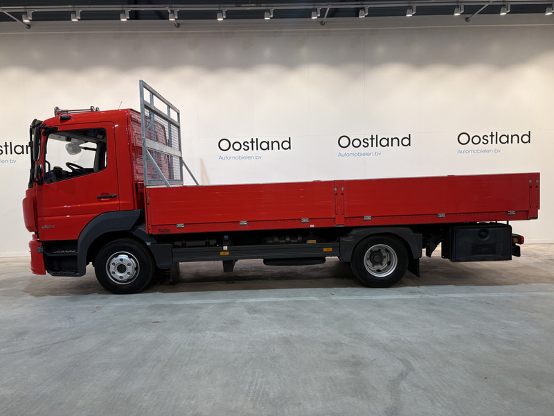 Mercedes-Benz Atego 824 BL Open Laadbak / 6 cil. Automaat / Airco / Cruise Control / 3 Zitplaatsen / 12.890 KM !! - Camión caja abierta: foto 2 Mercedes-Benz Atego 824 BL Open Laadbak / 6 cil. Automaat / Airco / Cruise Control / 3 Zitplaatsen / 12.890 KM !! - Camión caja abierta: foto 2
