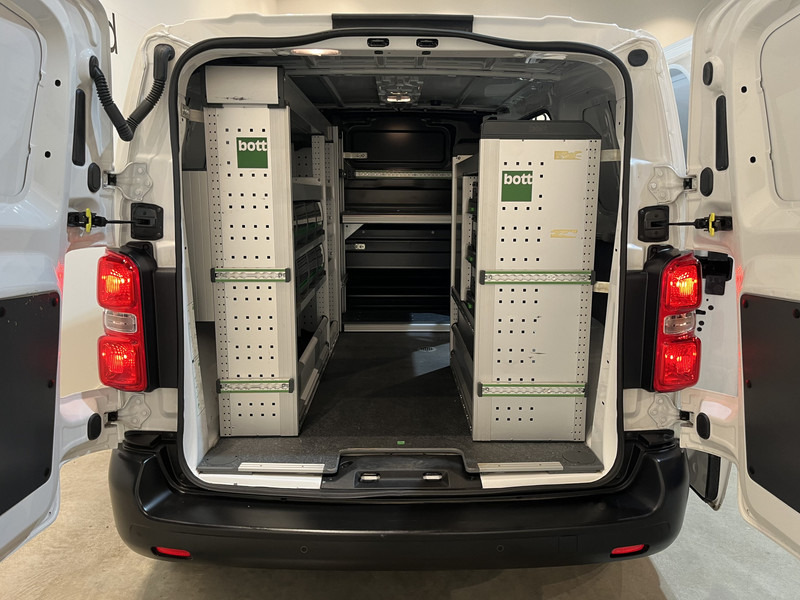Opel Vivaro 2.0 CDTI L2H1 Edition 177 PK Automaat Servicebus / Bott Inrichting / Euro 6 / CarPlay / Airco / Cruise Control / PDC / Navigatie / 3-Zits / / BPM VRIJ !! - Furgoneta pequeña: foto 4 Opel Vivaro 2.0 CDTI L2H1 Edition 177 PK Automaat Servicebus / Bott Inrichting / Euro 6 / CarPlay / Airco / Cruise Control / PDC / Navigatie / 3-Zits / / BPM VRIJ !! - Furgoneta pequeña: foto 4