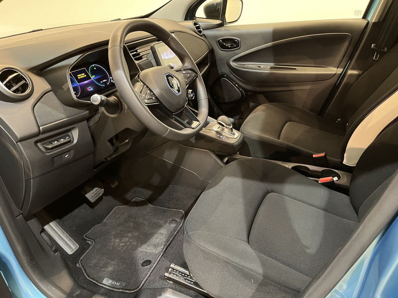 Renault ZOE R110 Life 52 kWh (Accuhuur) / Carplay / Airco / Cruise Control / 100% elektrisch / 31.200 KM !! Prijs ex BTW € 7.850,- - Hatchback: foto 4 Renault ZOE R110 Life 52 kWh (Accuhuur) / Carplay / Airco / Cruise Control / 100% elektrisch / 31.200 KM !! Prijs ex BTW € 7.850,- - Hatchback: foto 4