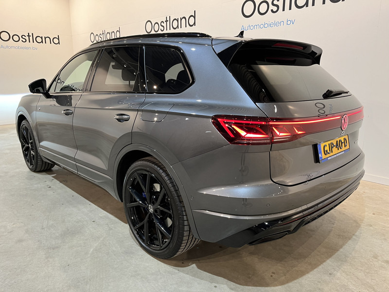 Volkswagen Touareg R 3.0 TSi 462 PK eHybrid 4MOTION Full Options / Luchtvering / IQ Matrix / 360 Camera / Panoramadak / Head-Up / Leder / Stoelventilatie / Stoelverwarming - SUV/ Todoterreno: foto 4 Volkswagen Touareg R 3.0 TSi 462 PK eHybrid 4MOTION Full Options / Luchtvering / IQ Matrix / 360 Camera / Panoramadak / Head-Up / Leder / Stoelventilatie / Stoelverwarming - SUV/ Todoterreno: foto 4