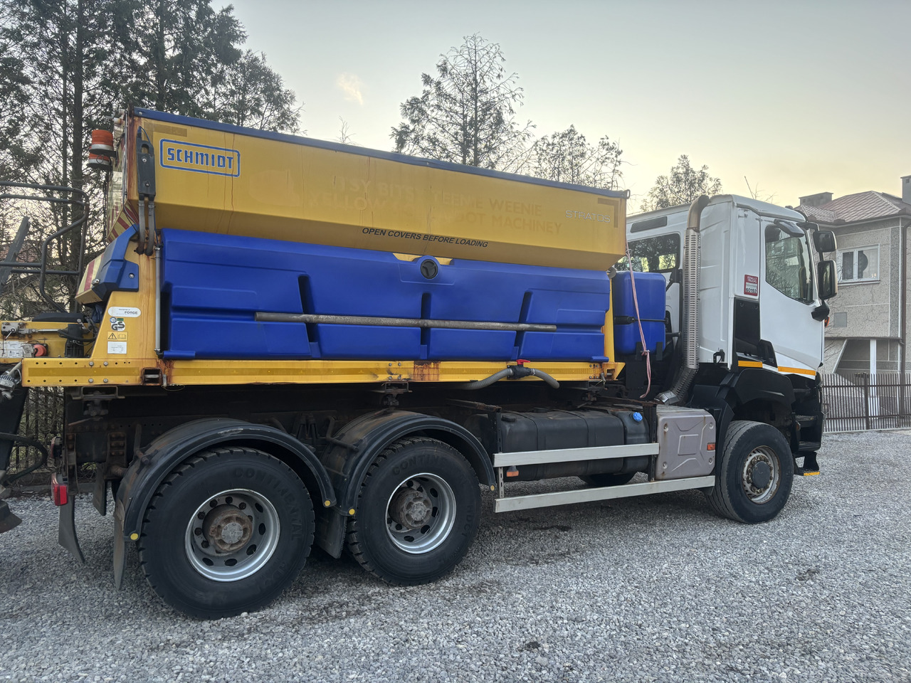 RENAULT K380 6x6 K380 6x6 SCHMIDT STRATOS III GRITTER/SPREADER PLOUGH - Máquina quitanieve: foto 3 RENAULT K380 6x6 K380 6x6 SCHMIDT STRATOS III GRITTER/SPREADER PLOUGH - Máquina quitanieve: foto 3