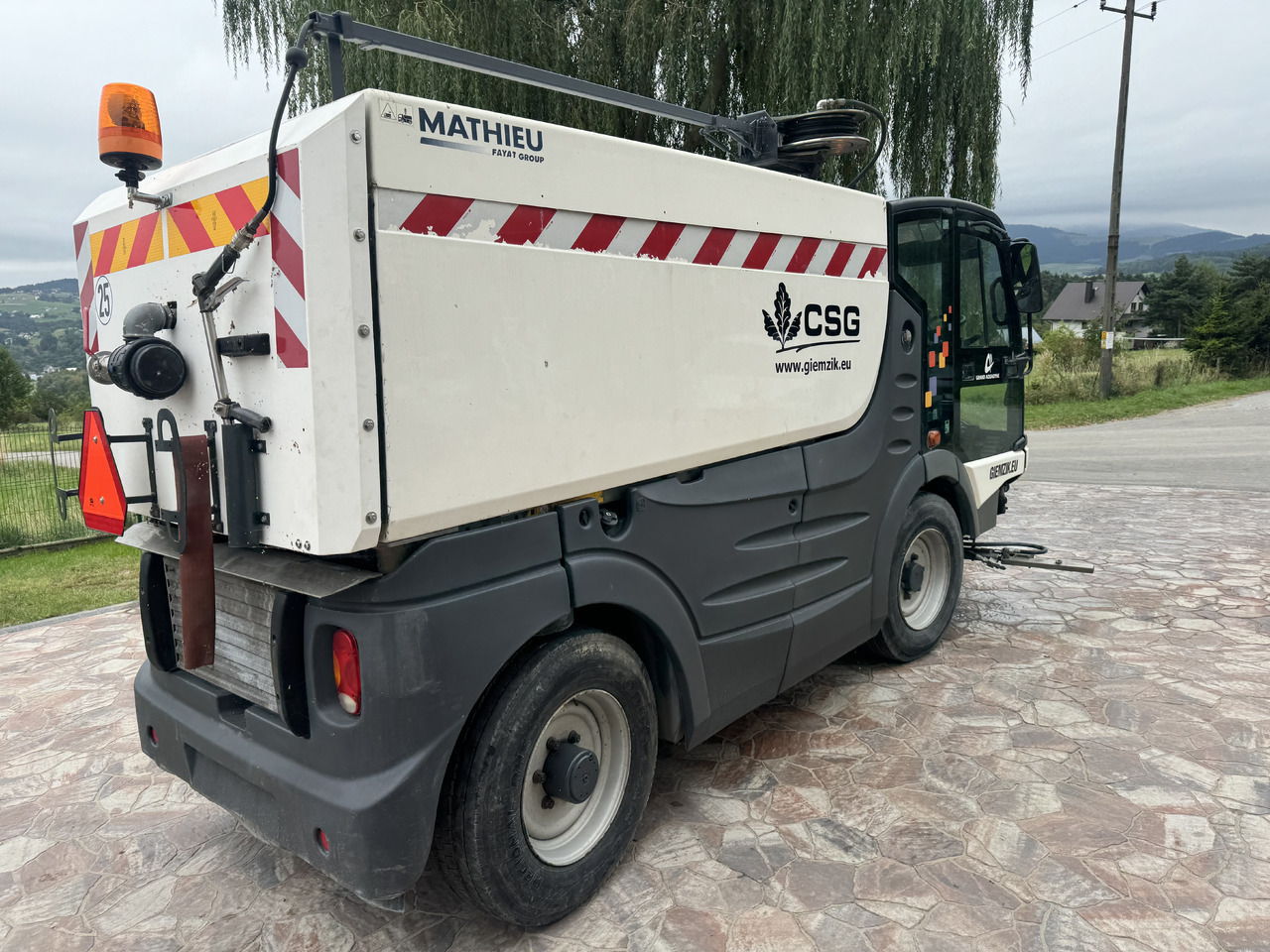 MATHIEU Grand Aquadyne 4000 water truck sprayer HP washer - Barredora vial: foto 2 MATHIEU Grand Aquadyne 4000 water truck sprayer HP washer - Barredora vial: foto 2