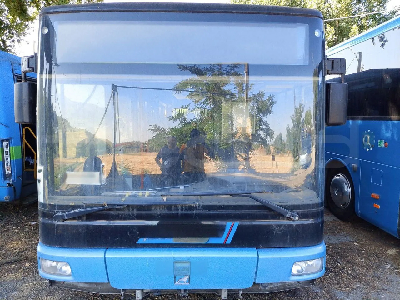 Bundle di 2 mezzi Man - Nutzfahrzeuge Setra - S213 - Autobús suburbano: foto 1 Bundle di 2 mezzi Man - Nutzfahrzeuge Setra - S213 - Autobús suburbano: foto 1
