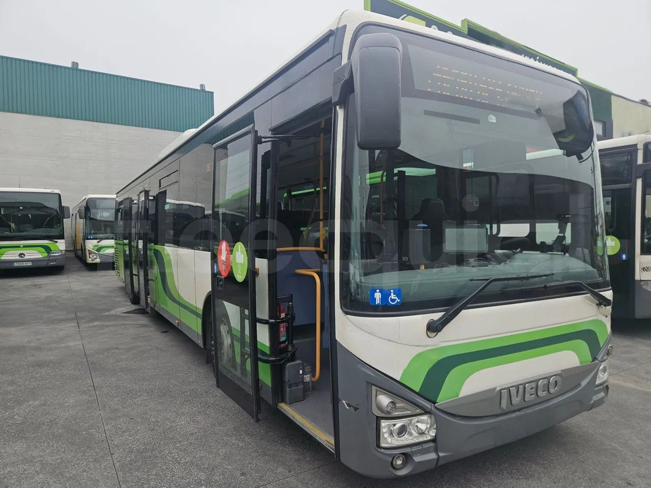 Autobús urbano Iveco Crossway Low Entry: foto 10