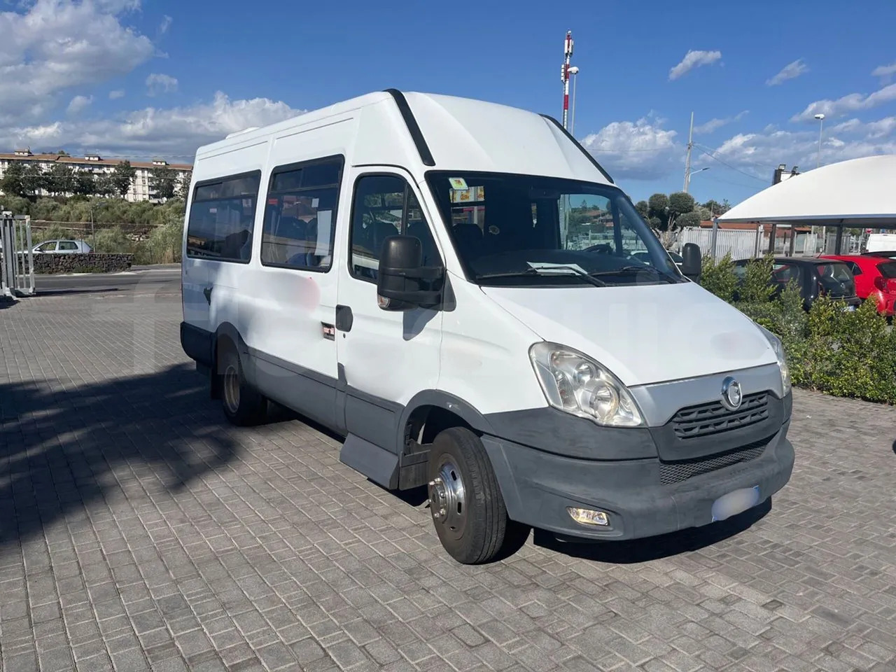 Iveco Daily - Autocar: foto 1 Iveco Daily - Autocar: foto 1