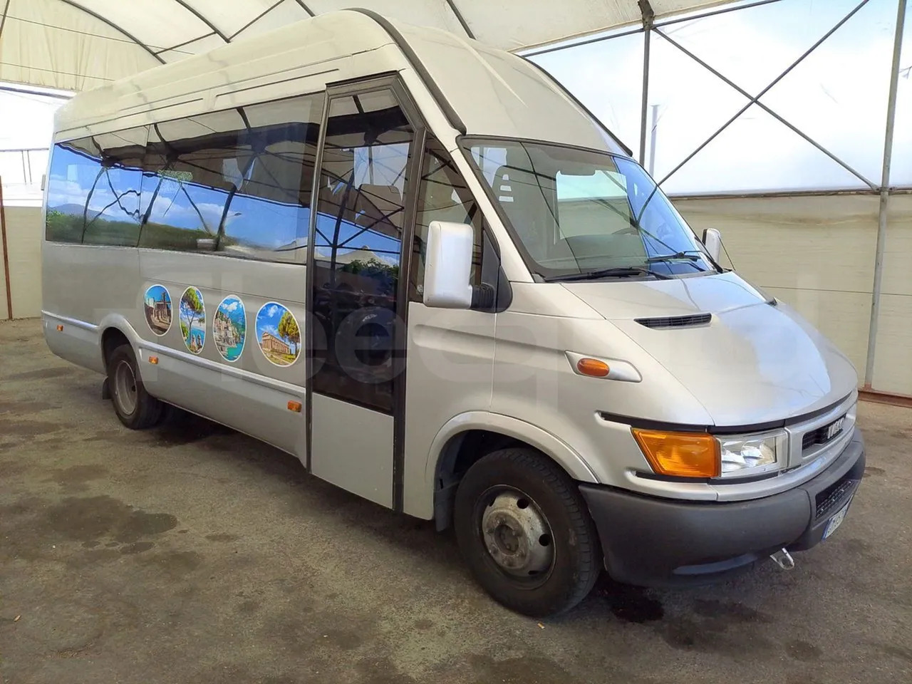 Iveco Daily - Minibús, Furgoneta de pasajeros: foto 1 Iveco Daily - Minibús, Furgoneta de pasajeros: foto 1