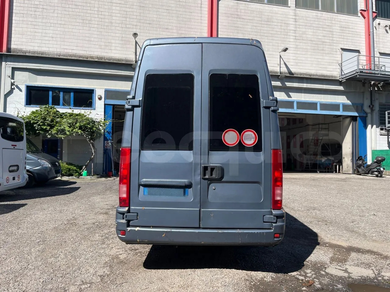 Iveco Daily - Minibús, Furgoneta de pasajeros: foto 5 Iveco Daily - Minibús, Furgoneta de pasajeros: foto 5