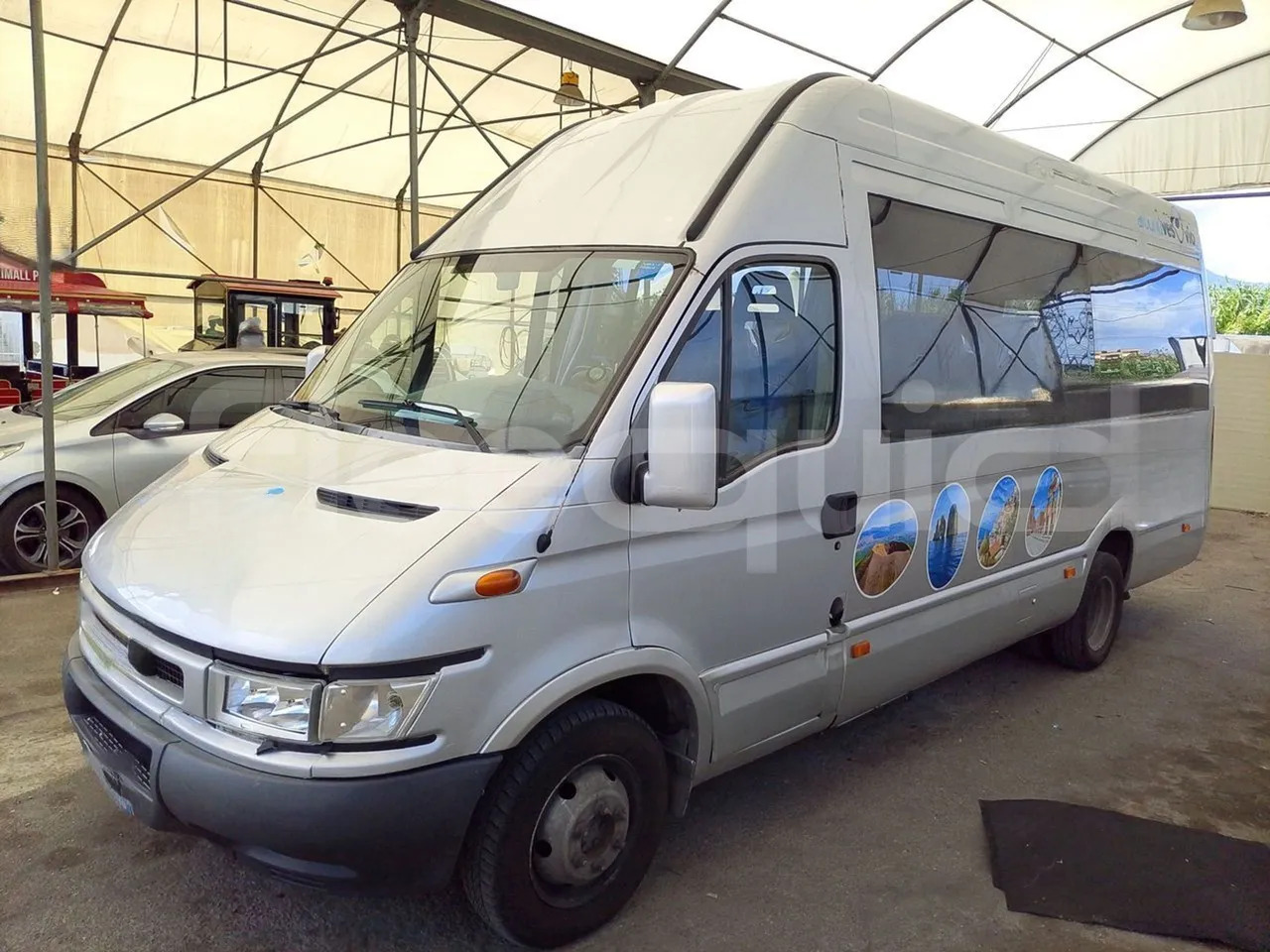Iveco Daily - Minibús, Furgoneta de pasajeros: foto 4 Iveco Daily - Minibús, Furgoneta de pasajeros: foto 4
