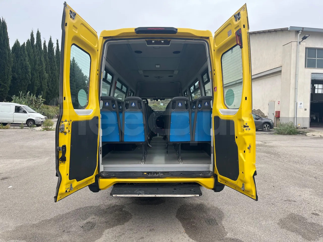 Autobús escolar Iveco Daily: foto 15