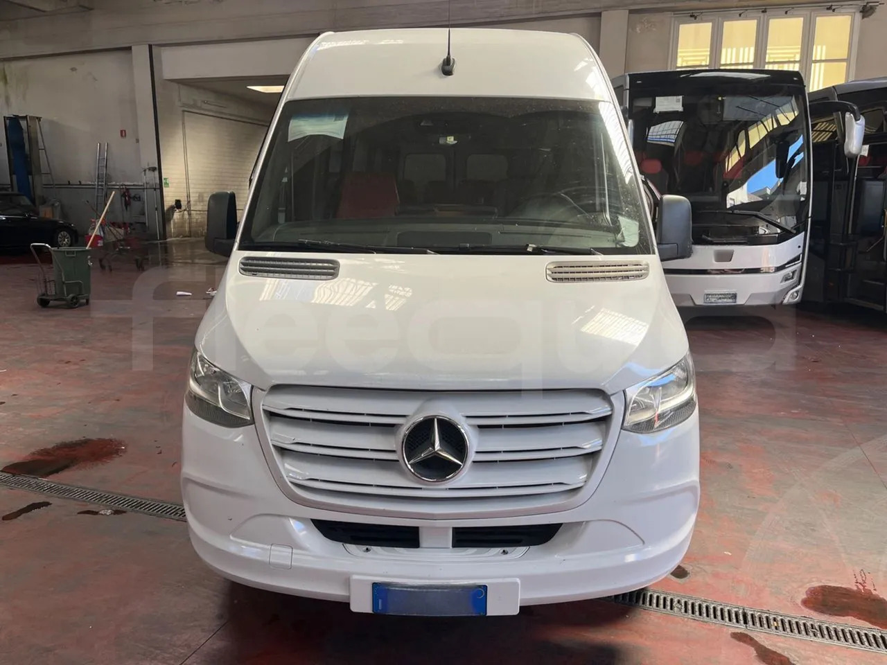 Mercedes-Benz Sprinter - Minibús, Furgoneta de pasajeros: foto 2 Mercedes-Benz Sprinter - Minibús, Furgoneta de pasajeros: foto 2