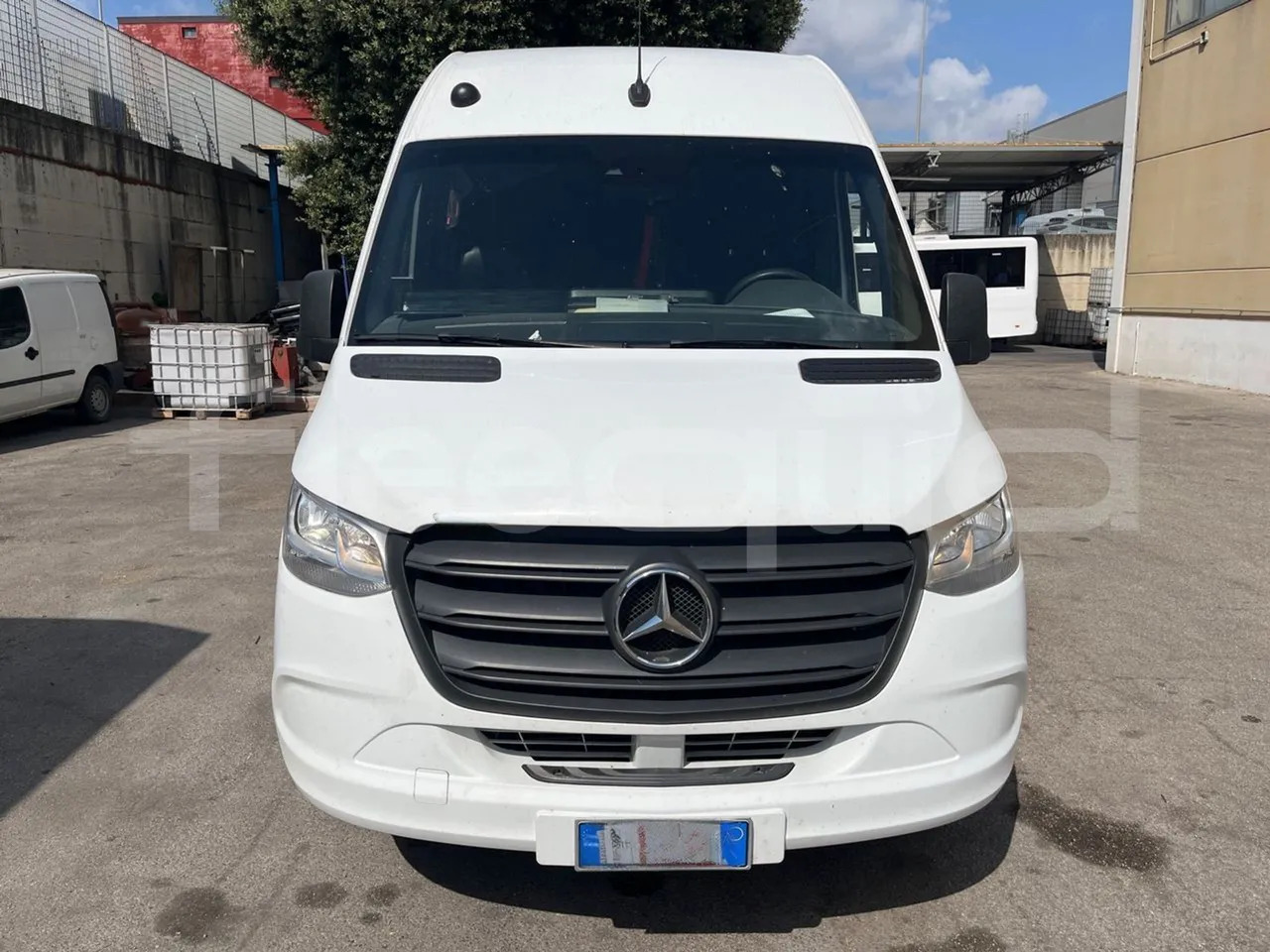Mercedes-Benz Sprinter - Autocar: foto 2 Mercedes-Benz Sprinter - Autocar: foto 2