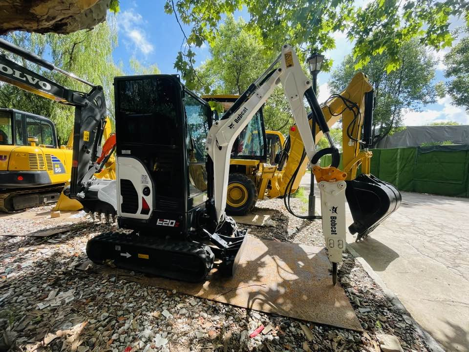 Bobcat 320Z - Minicargadora: foto 1 Bobcat 320Z - Minicargadora: foto 1