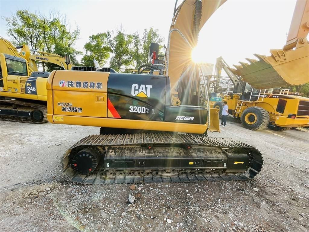 CAT 320D2L - Excavadora de cadenas: foto 5 CAT 320D2L - Excavadora de cadenas: foto 5
