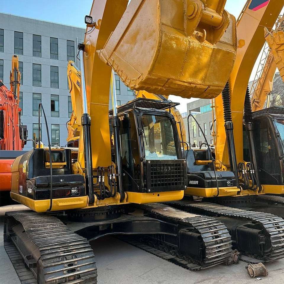 CAT 323 D L - Excavadora de cadenas: foto 1 CAT 323 D L - Excavadora de cadenas: foto 1