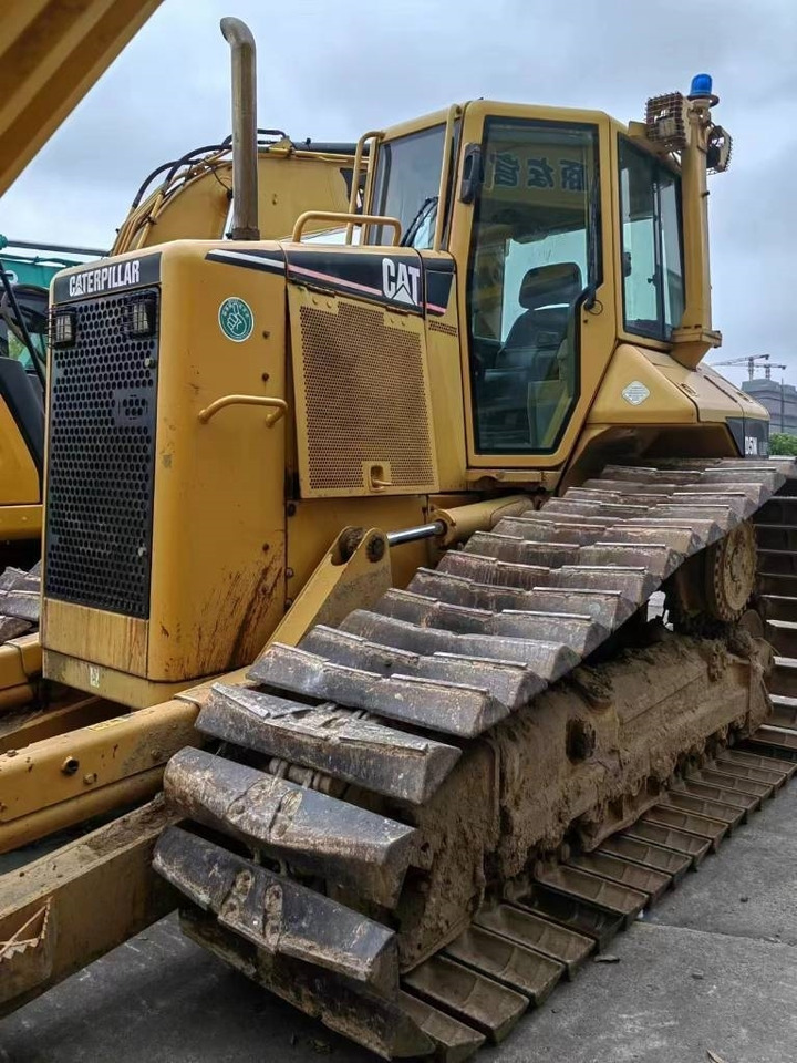 CAT D5N - Bulldozer: foto 1 CAT D5N - Bulldozer: foto 1