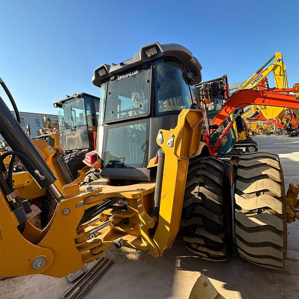 CATERPILLAR 420F - Retroexcavadora: foto 4 CATERPILLAR 420F - Retroexcavadora: foto 4
