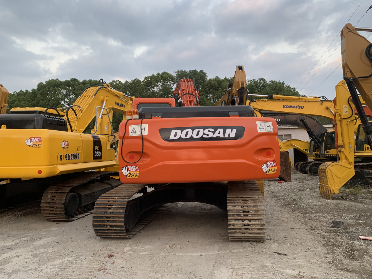 DOOSAN DX225LC - Excavadora de ruedas: foto 2 DOOSAN DX225LC - Excavadora de ruedas: foto 2