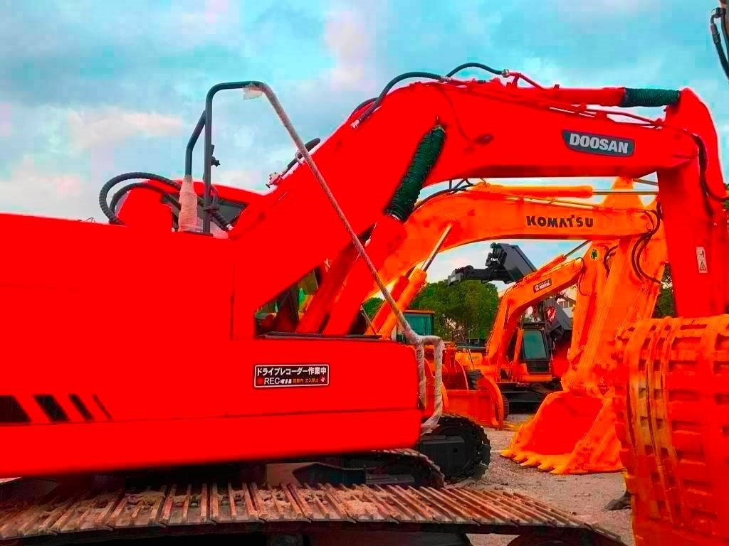 Doosan DX 225 LC - Excavadora de cadenas: foto 3 Doosan DX 225 LC - Excavadora de cadenas: foto 3