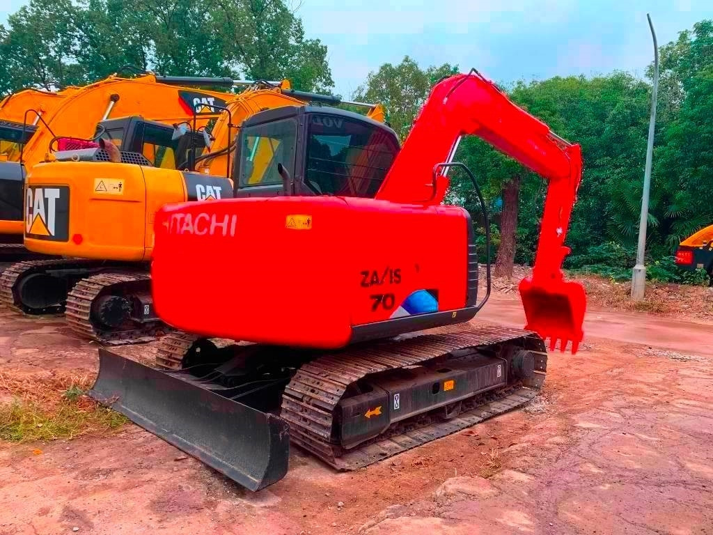 Excavadora de cadenas Hitachi Zaxis 70: foto 1