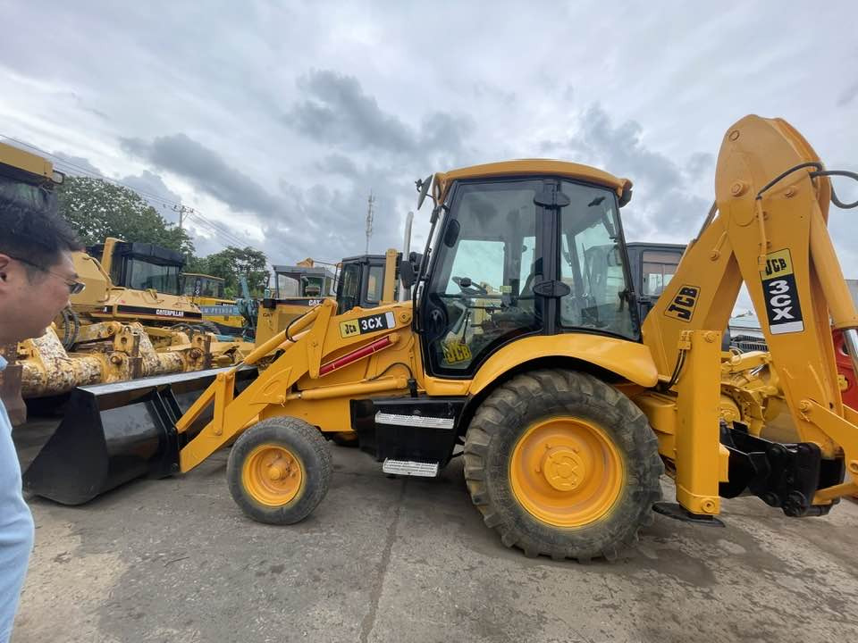 JCB 3CX - Retroexcavadora: foto 1 JCB 3CX - Retroexcavadora: foto 1