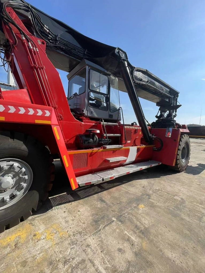 Kalmar DRF 450-650S5 - Grúa todo terreno: foto 5 Kalmar DRF 450-650S5 - Grúa todo terreno: foto 5