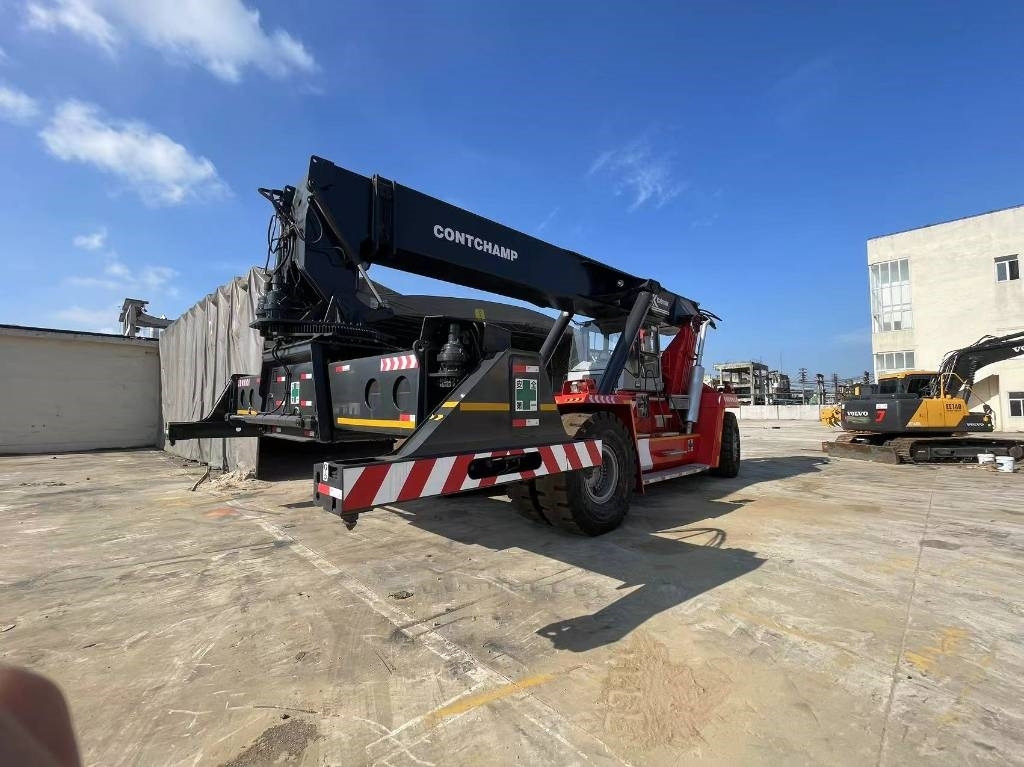 Kalmar DRF 450-650S5 - Grúa todo terreno: foto 2 Kalmar DRF 450-650S5 - Grúa todo terreno: foto 2
