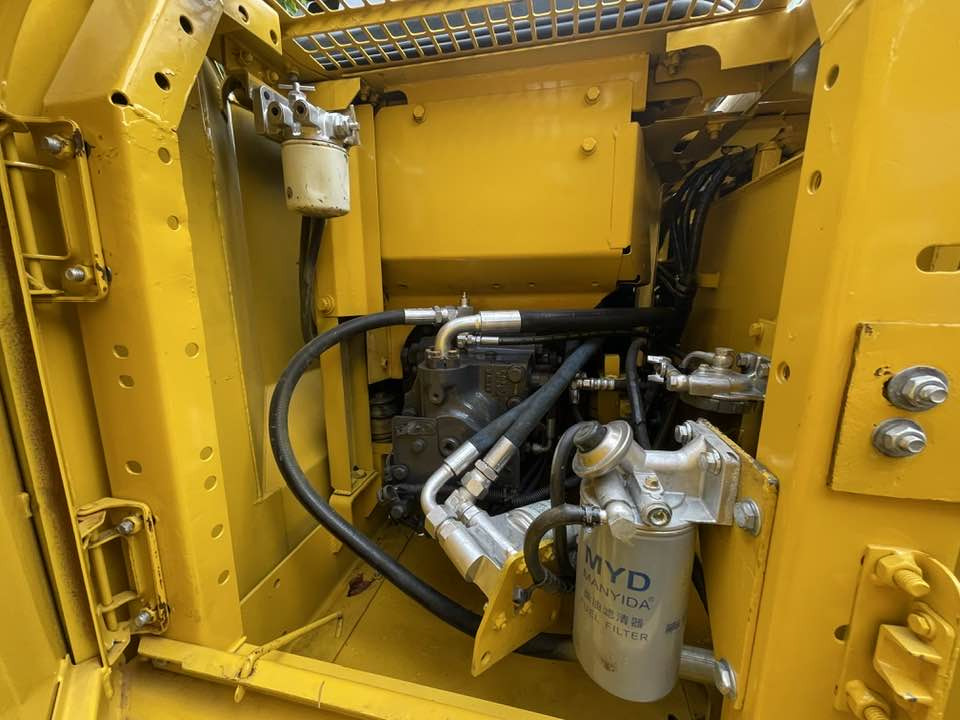Komatsu PC130 - Miniexcavadora: foto 4 Komatsu PC130 - Miniexcavadora: foto 4