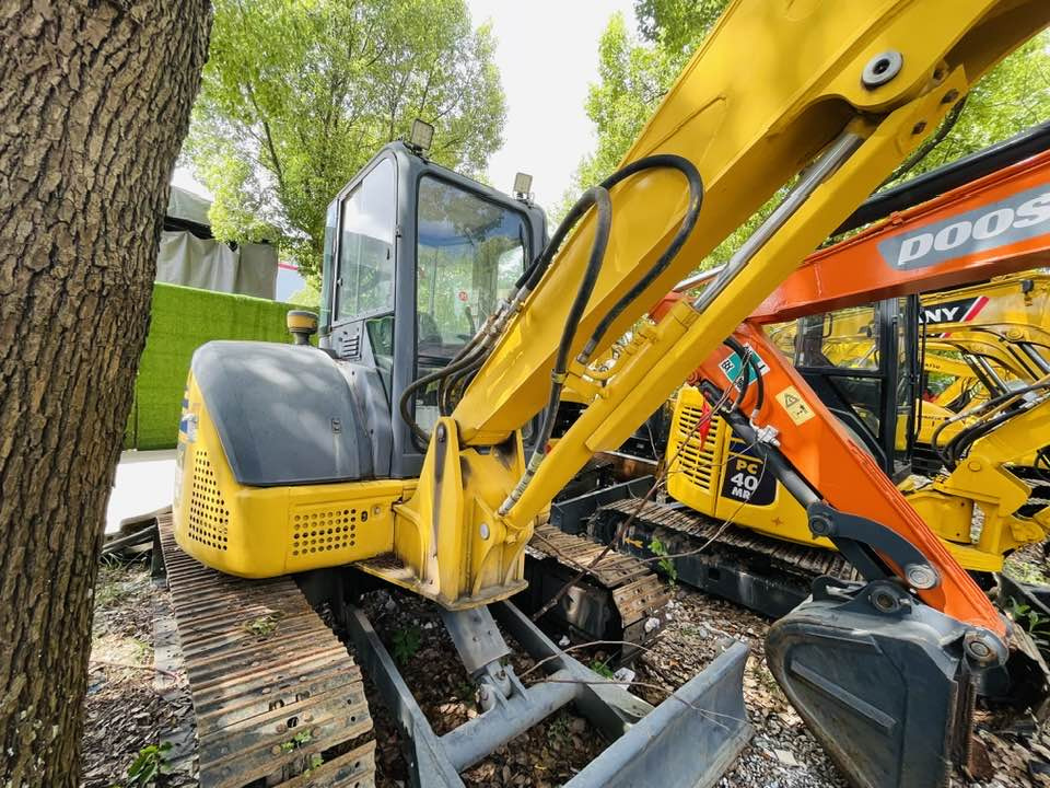 Komatsu PC55MR - Miniexcavadora: foto 1 Komatsu PC55MR - Miniexcavadora: foto 1