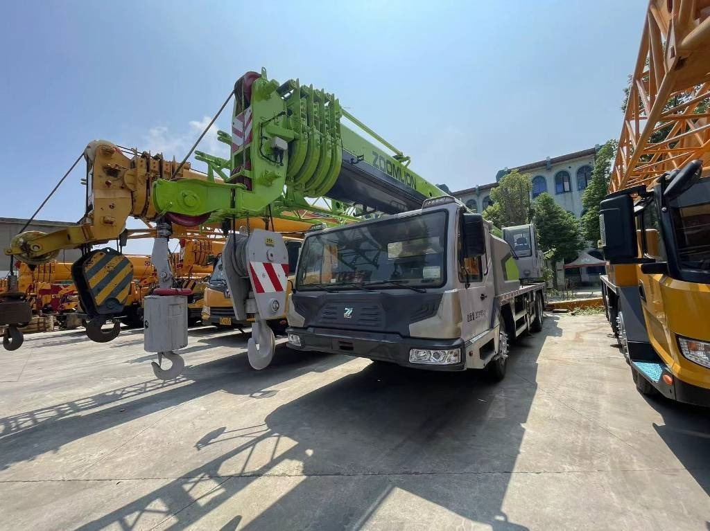 Zoomlion ZTC251V - Autogrúa: foto 1 Zoomlion ZTC251V - Autogrúa: foto 1