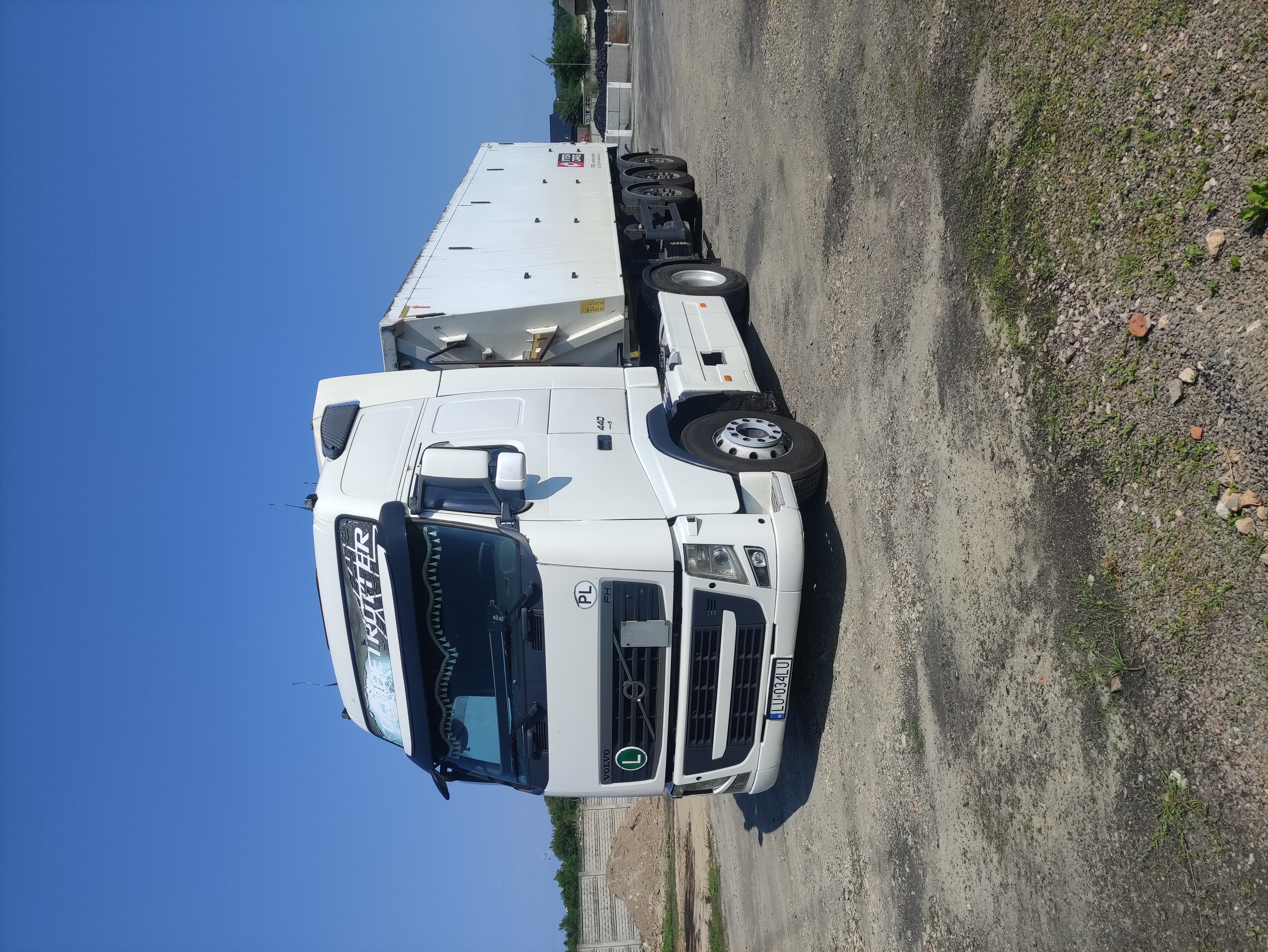 Volvo FH 13 - Cabeza tractora: foto 1 Volvo FH 13 - Cabeza tractora: foto 1