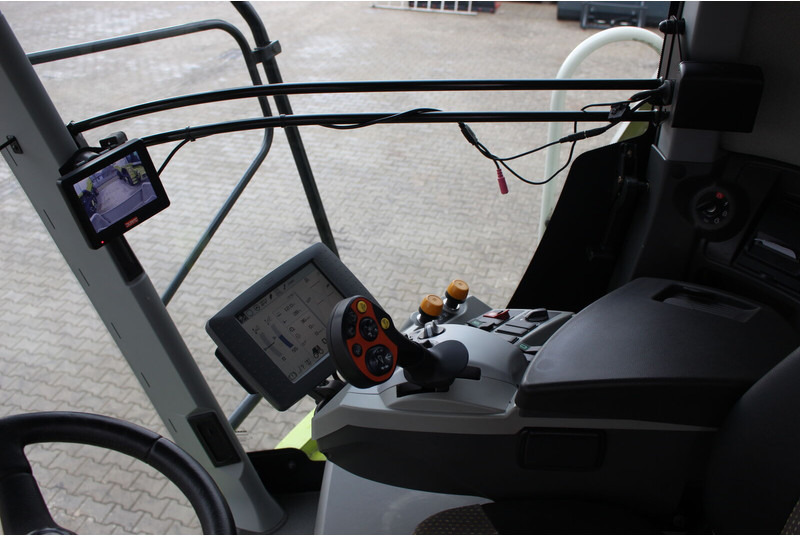 Cosechadora de granos para transporte de alimentos Claas Lexion 770 TT: foto 13