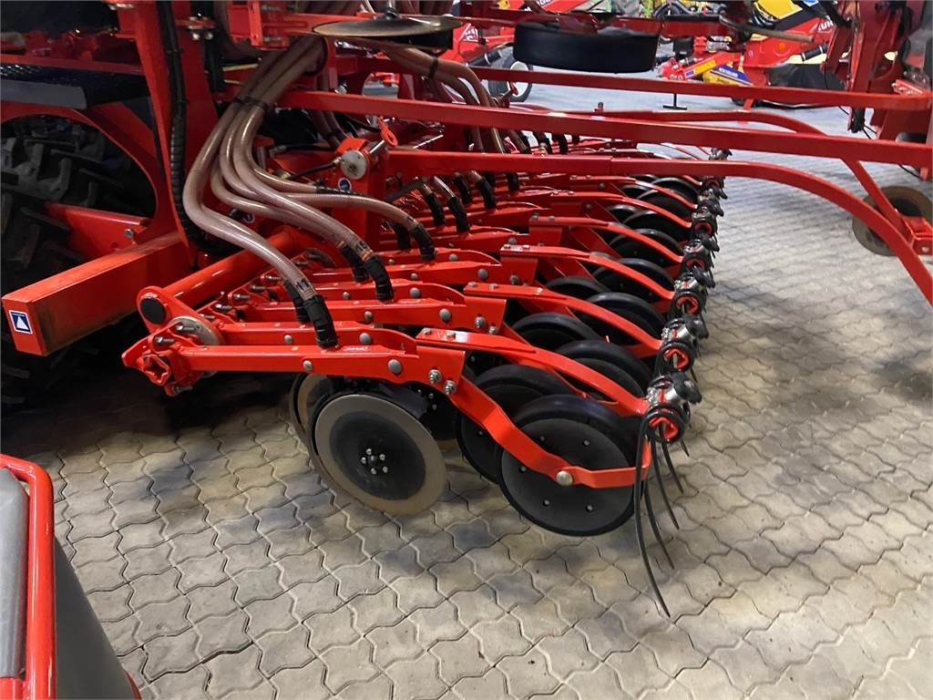 Kuhn ESPRO 6000RC MIX - Combinado de siembra: foto 3 Kuhn ESPRO 6000RC MIX - Combinado de siembra: foto 3