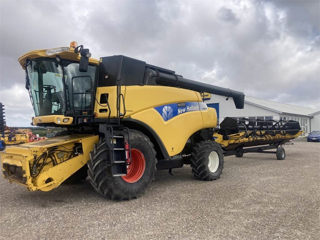 New Holland CR980SLH  - Cosechadora de granos: foto 5 New Holland CR980SLH  - Cosechadora de granos: foto 5