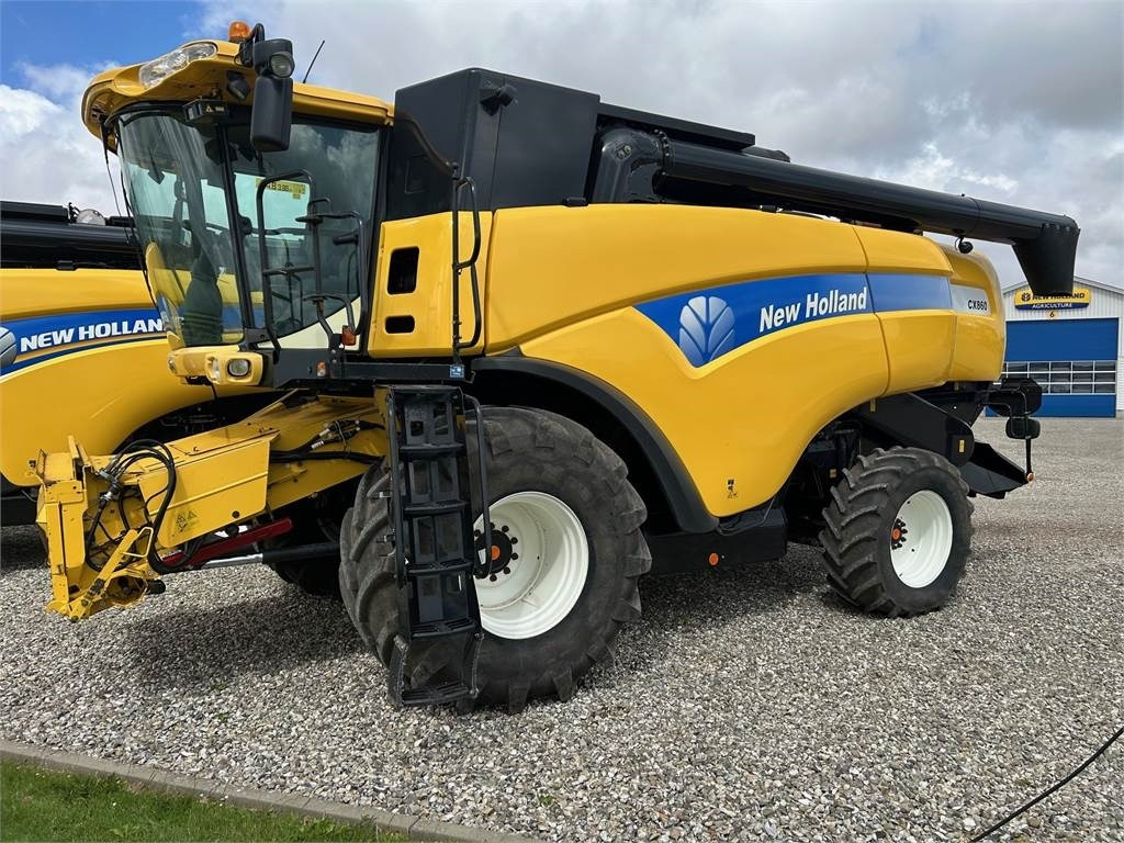 New Holland CX860 SLH - Cosechadora de granos: foto 1 New Holland CX860 SLH - Cosechadora de granos: foto 1