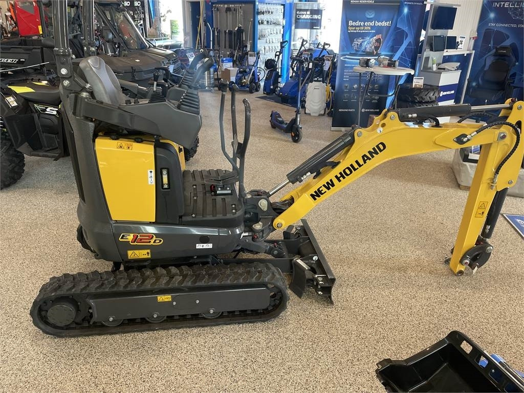 New Holland E12D ROLLE-BAR AG - Miniexcavadora: foto 2 New Holland E12D ROLLE-BAR AG - Miniexcavadora: foto 2