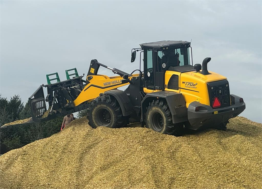 New Holland W170D2 S5 FORAGE POW - Cargadora de ruedas: foto 1 New Holland W170D2 S5 FORAGE POW - Cargadora de ruedas: foto 1